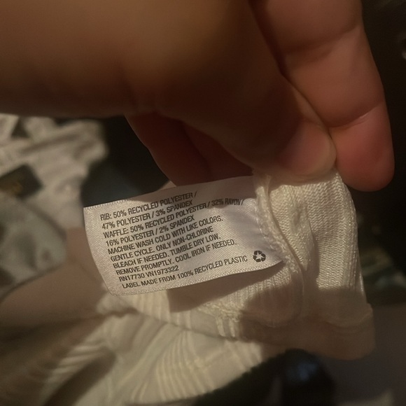 NWT Wild Fable Grey Cream Colorblock Boxy Long Sleeve Top - Picture 5 of 5